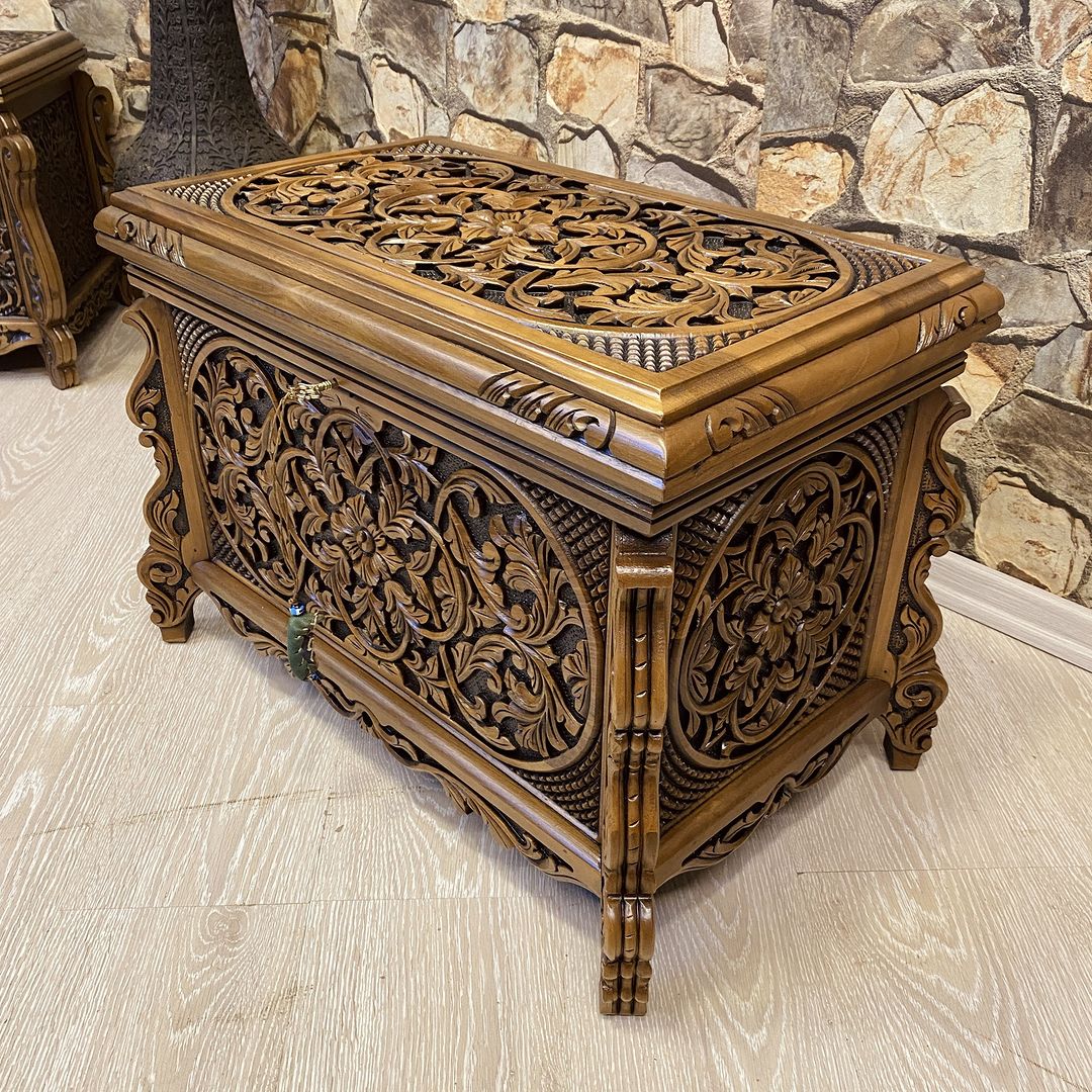 Wooden box Handmade Walnut storage chest, storage trunk, large wooden Box large rustic wooden storage trunk